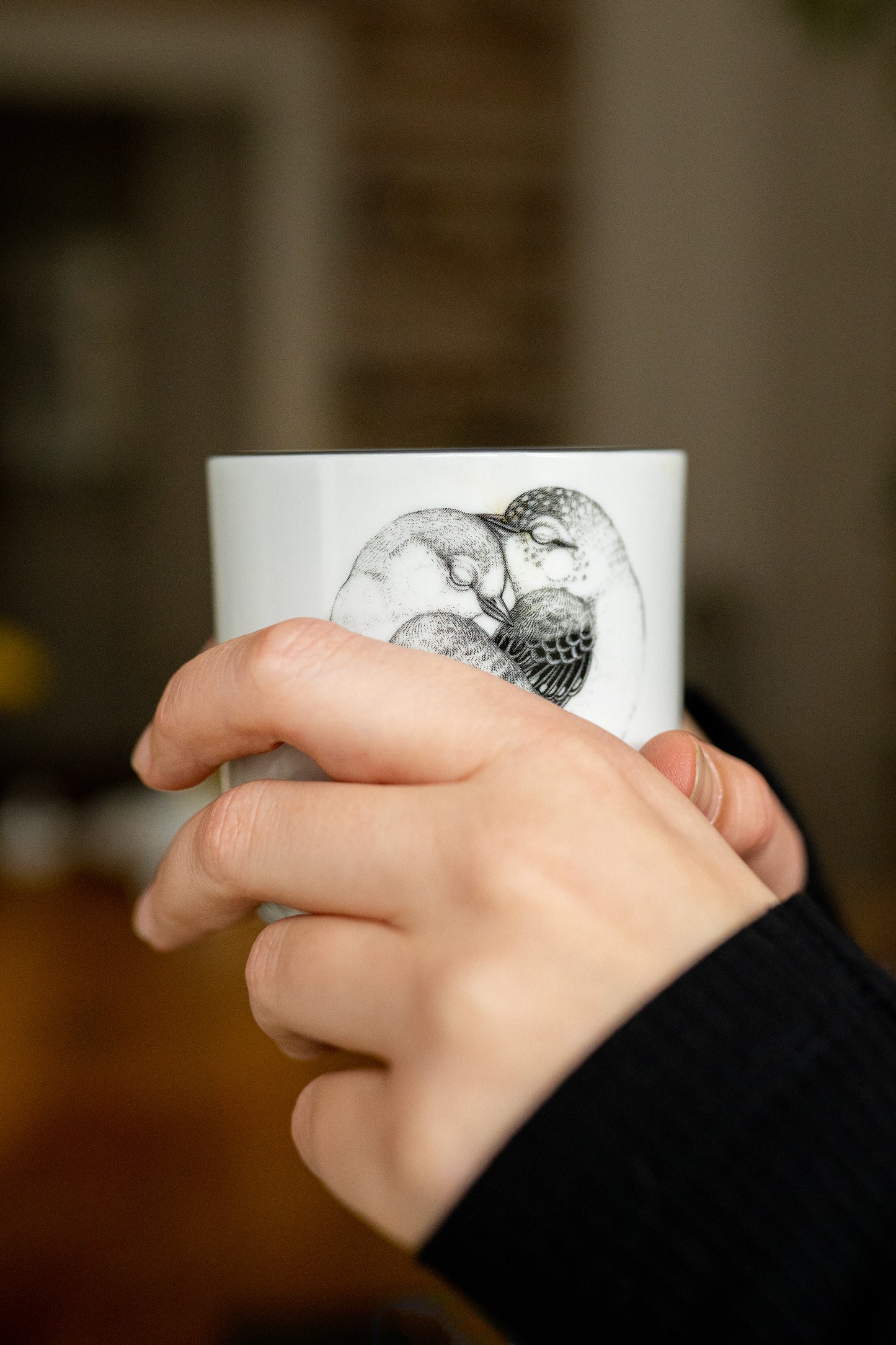 Load image into Gallery viewer, Cup &amp;#39;Lovebirds&amp;#39;

