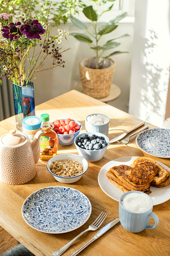 Breakfast Table Set-up with doodle plates