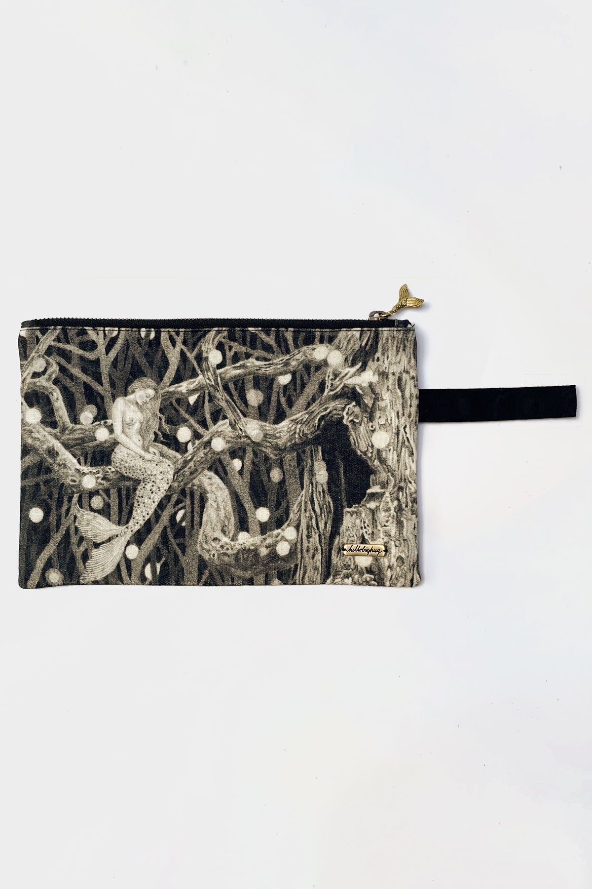 Load image into Gallery viewer, The multifunctional ‘Mermaid Pouch’ is the perfect companion for storing all your essentials - stationary, travel accessories, make up, parenting gear, … everything really, for every day life or special occasions! On the front and back it features a dreamy pencil illustration by Suflanda „After The Storm“
