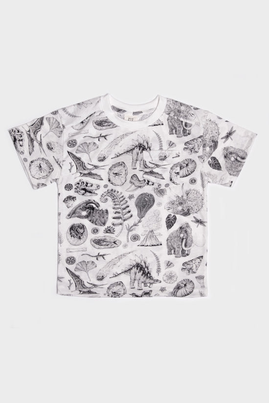 Load image into Gallery viewer, This piece of prehistory is made for adventurer. The wide cut sleeves are great for maximum movement during play. It also features a chest pocket. Inspired by the beautiful prehistoric illustration by Tattoo-Artist Suflanda the T-shirts showing many kinds of dinosaurier and flora and fauna from past times.
